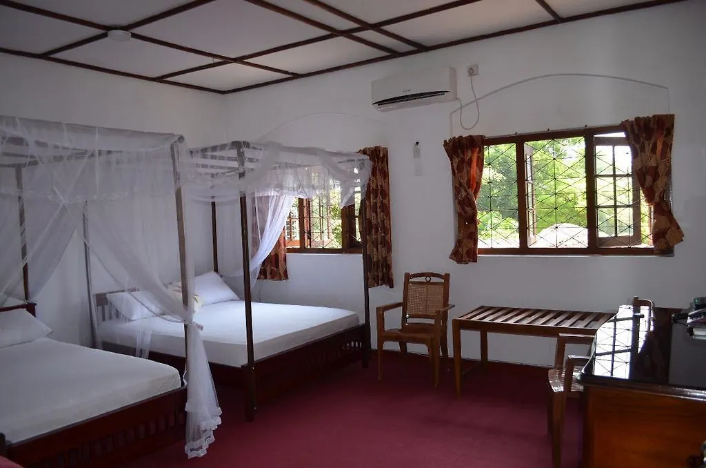 Kevins Vista Lago Hotel Kandy Sri Lanka