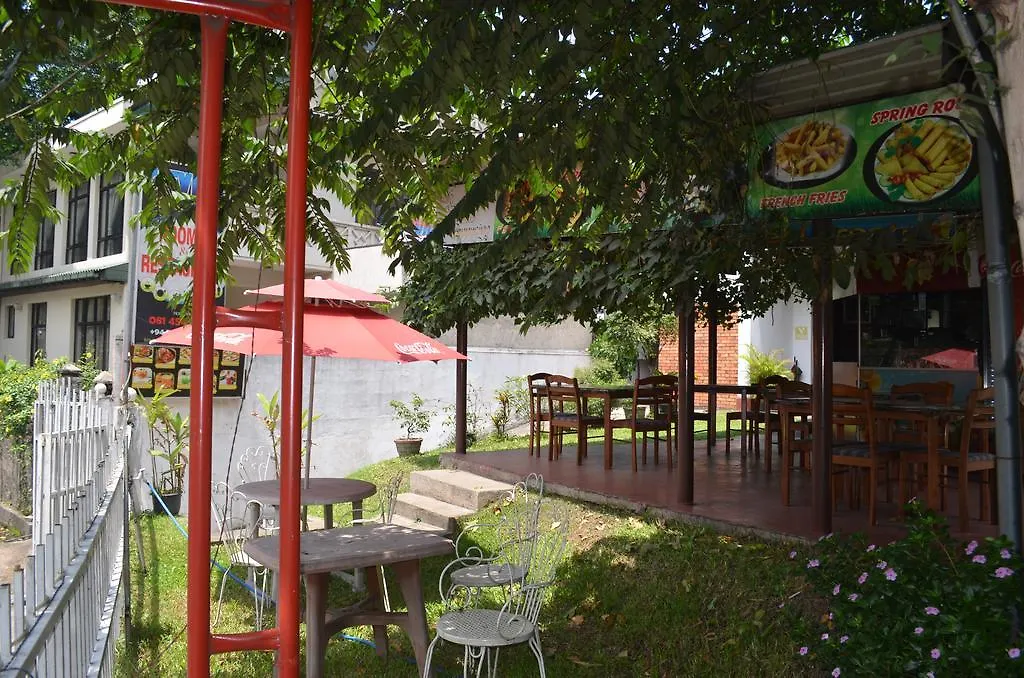Kevins Vista Lago Hotel Kandy Guest house